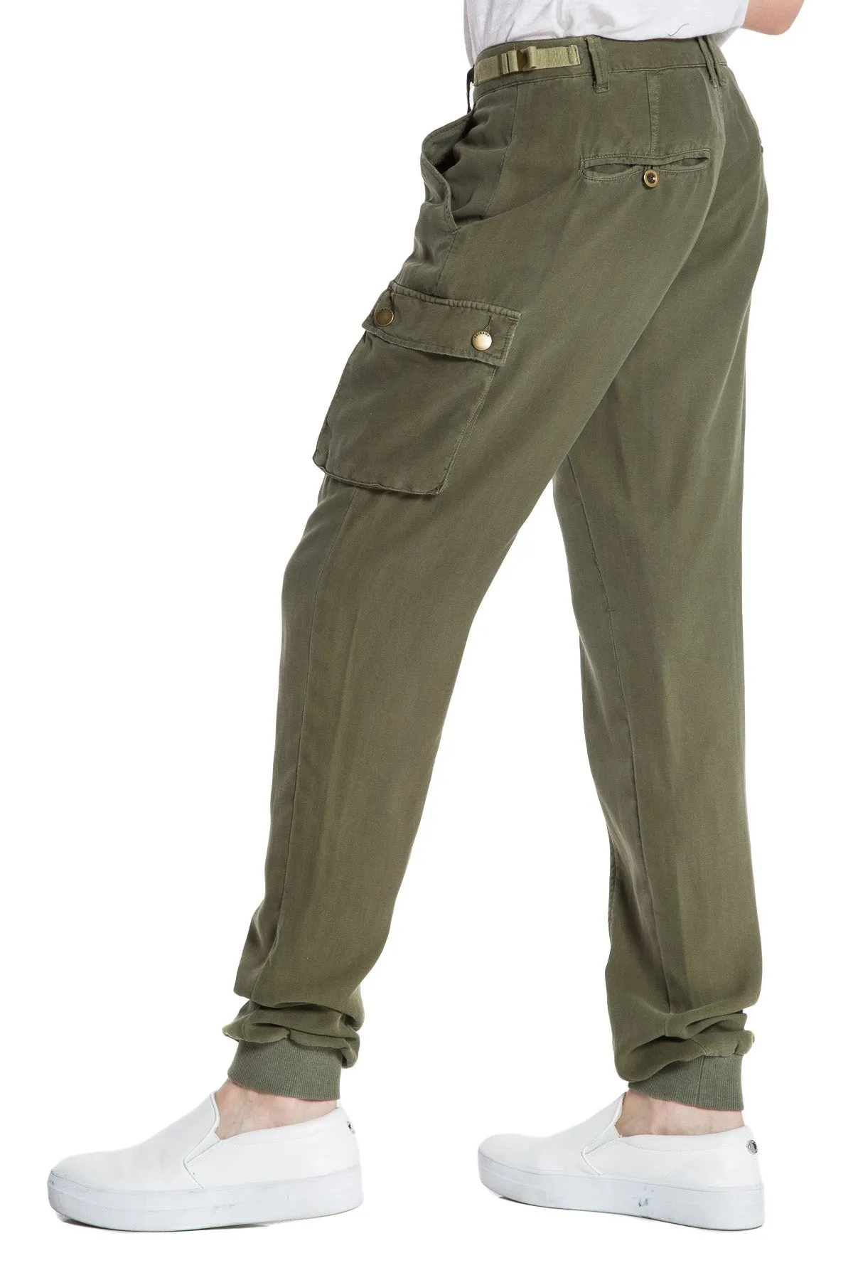 100% Silk cargo jogger in Clover