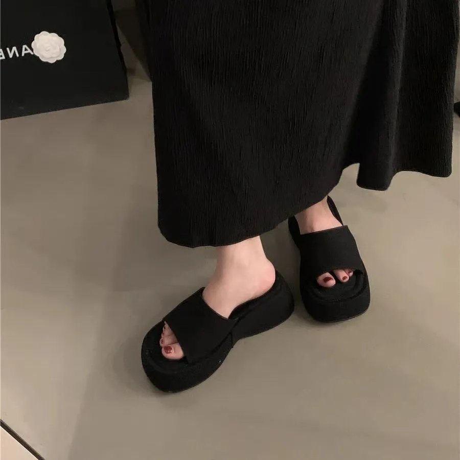 厚底一字拖女夏外穿设计感小众松糕鞋露趾凉拖拖鞋女鞋子新款