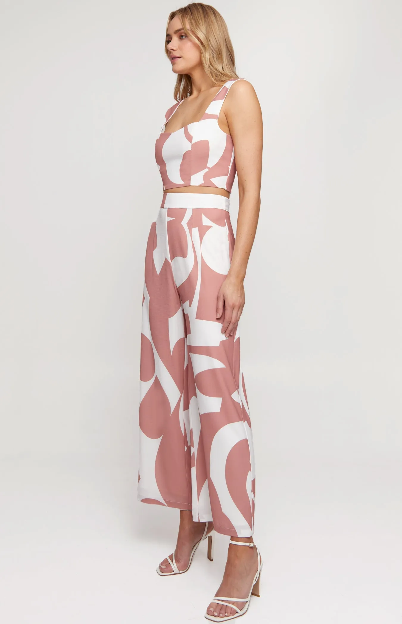 Abstract Contrast Print Set with Top & Pants