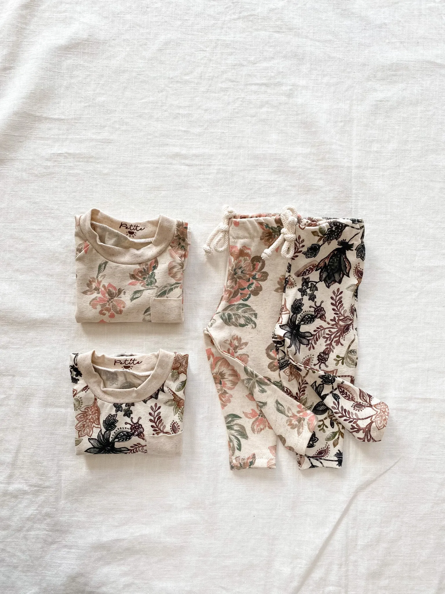 Baby leggings / linen floral