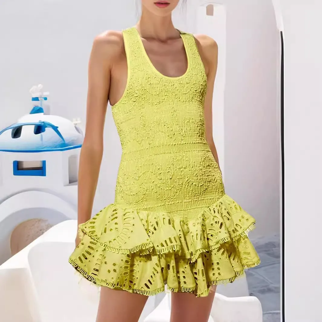 IKEARLAX European and American Sweet and Sexy Style  Spring New Elastic Waist Pleated Design Ruffled Short Sling Dress