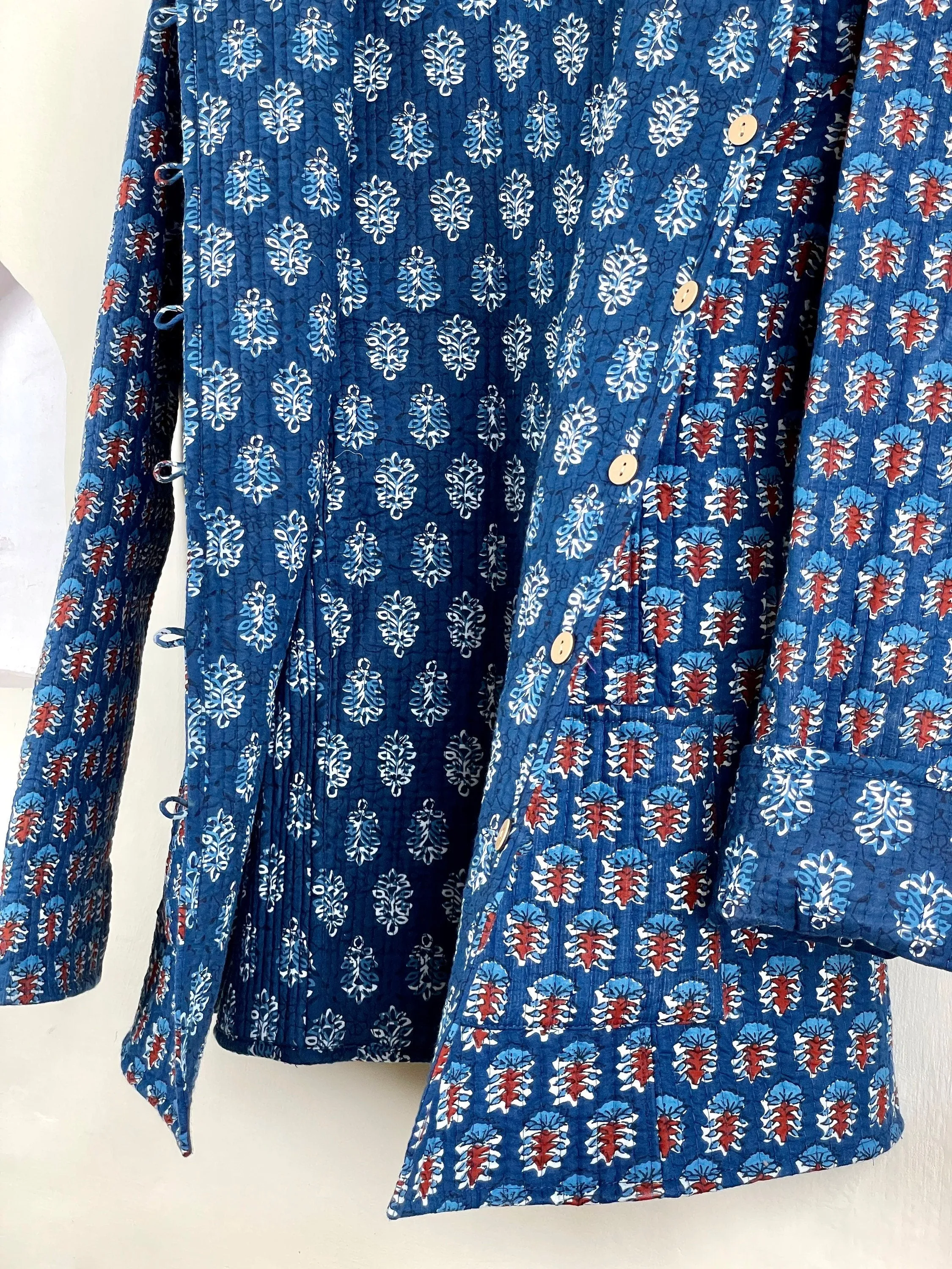 Indian Handmade Quilted Cotton Fabric Jacket Stylish Blue & Red Floral Women's Coat, Reversible Jacket for Her