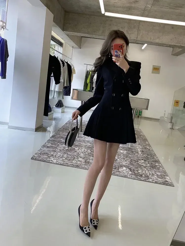 Korean Version of The Workplace Women's Slim Pleated Suit Skirt 2024 Spring New Single-breasted Black Temperament Waist Dress
