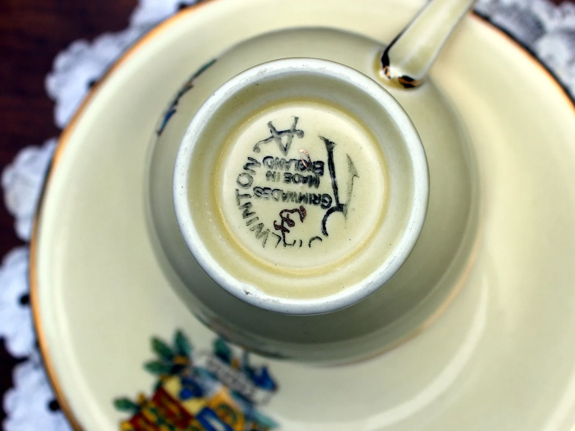 Royal Winton Grimwades Canada Crest Porcelain Cup and Saucer  11276